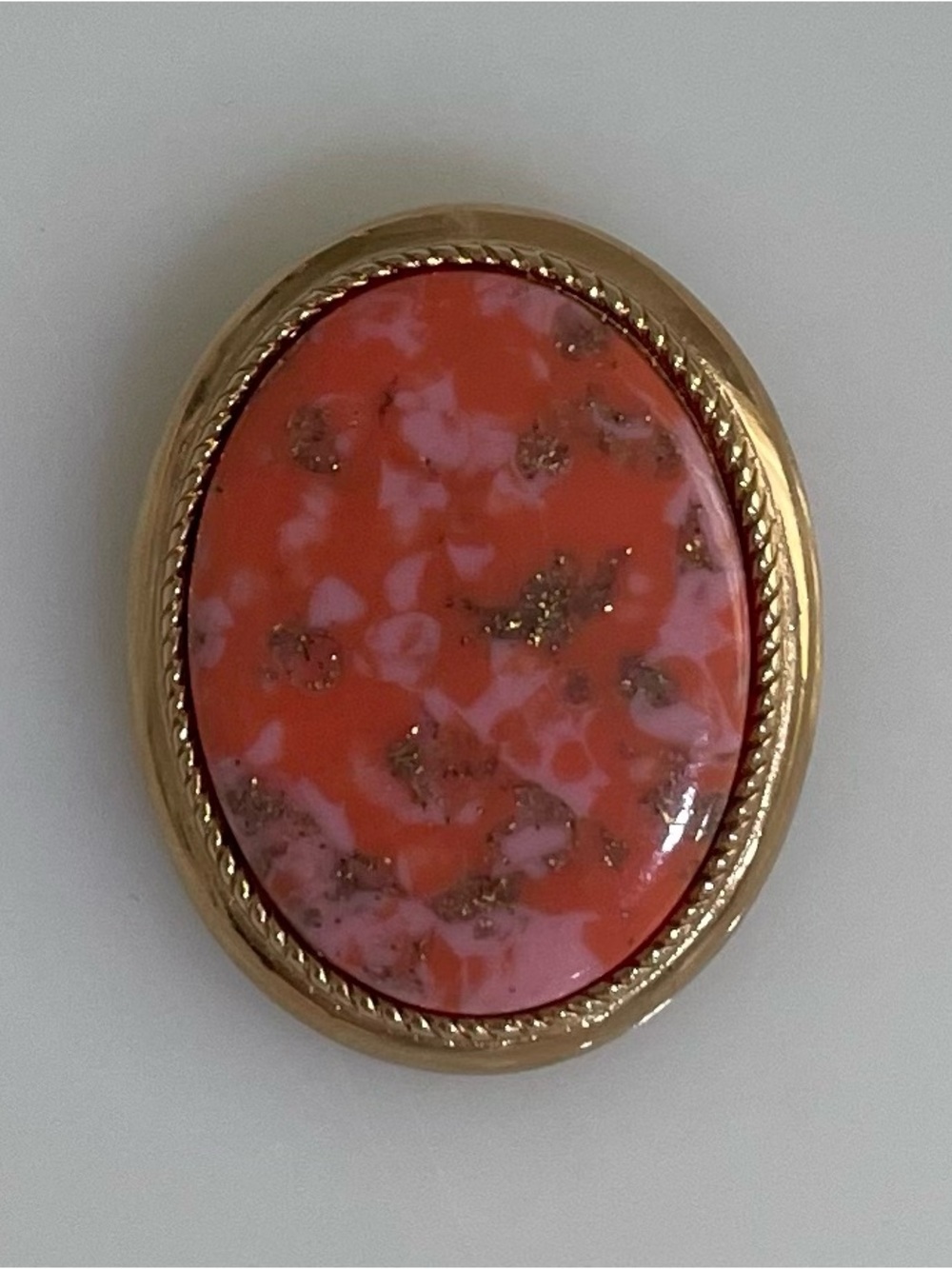 Vintage 1974 Sarah Coventry Oval Brooch Pendant Coral Coraline Gold Tone Grandma